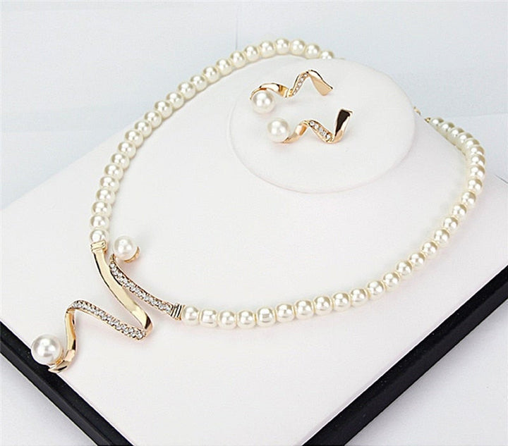 Natuurlijke Parel Ketting + Oorbellen Set